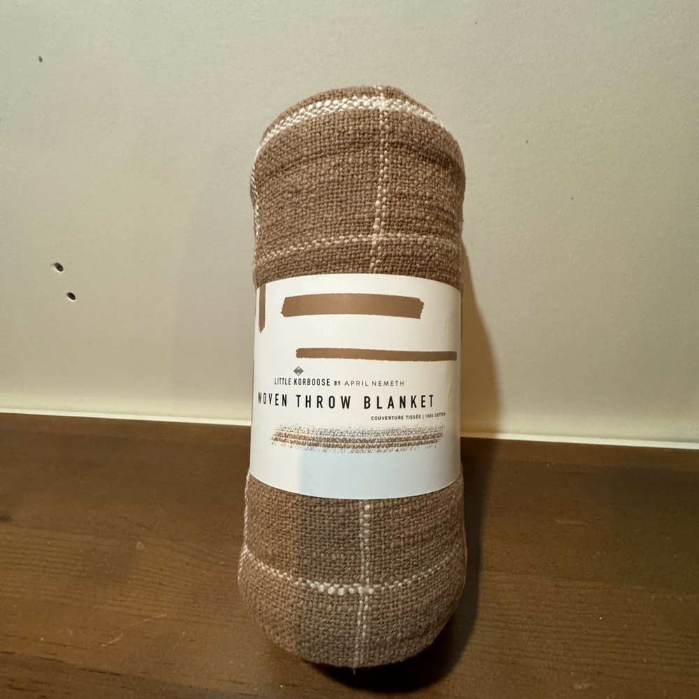 Little Korboose Woven Throw Blanket